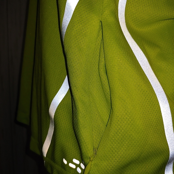 BCG Performance Top - Picture 5 of 7